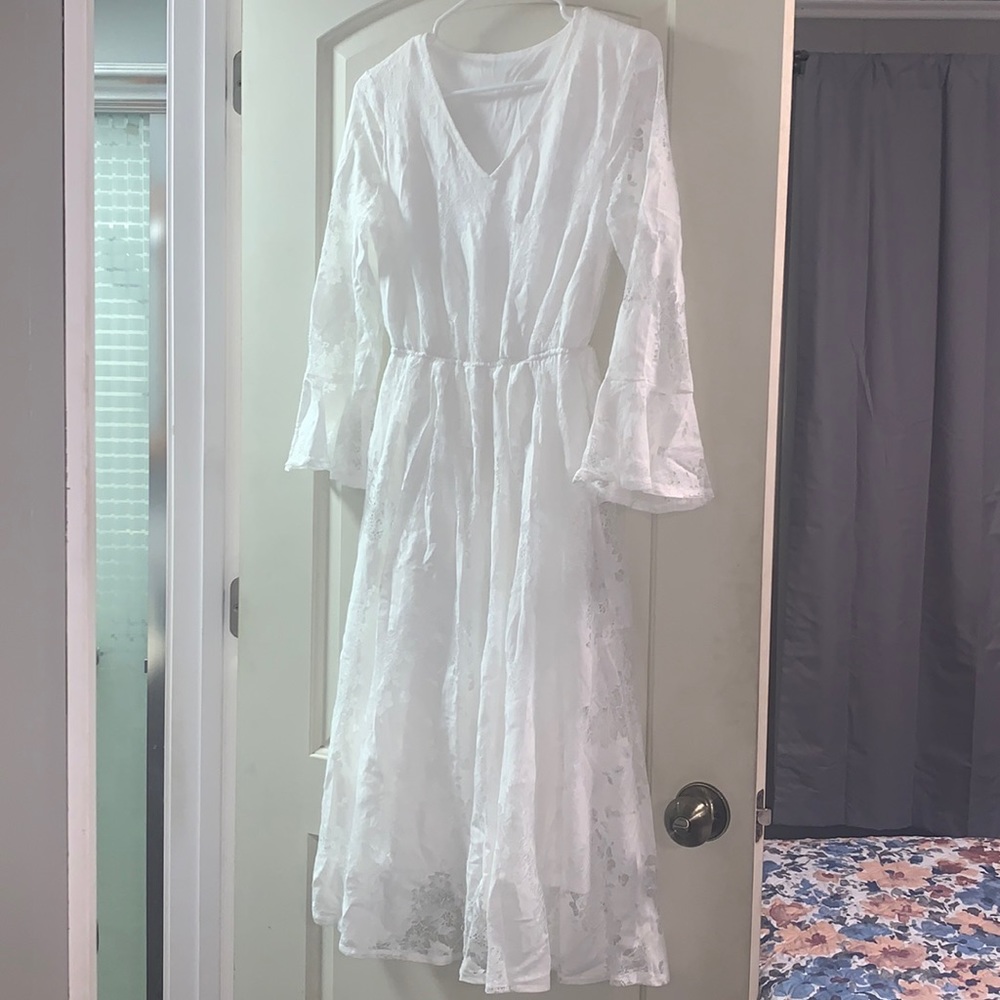 White lace dress